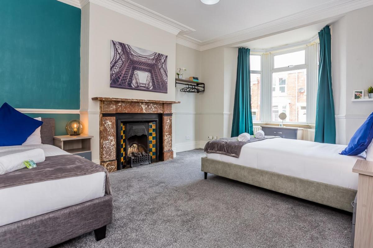 Luke - Saint Aidans Street Apartment *
